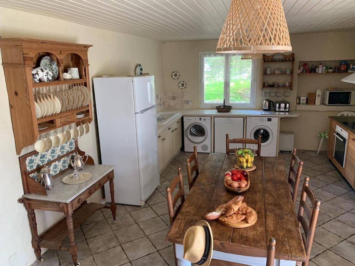 Country Villa For 19 Pool Cinema Football Pitch Verteillac Экстерьер фото